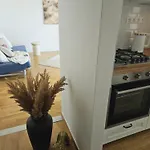 Διαμέρισμα Citadella View Point Apartment With Huge Balcony Free Parking, Ac Βουδαπέστη