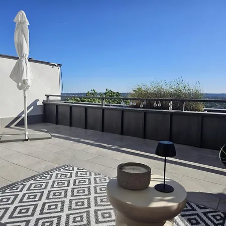 Citadella View Point With Huge Balcony Free Parking, Ac アパート *