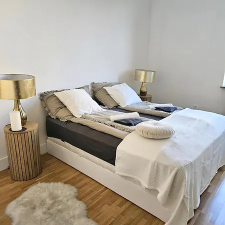 Citadella View Point With Huge Balcony Free Parking, Ac アパート *