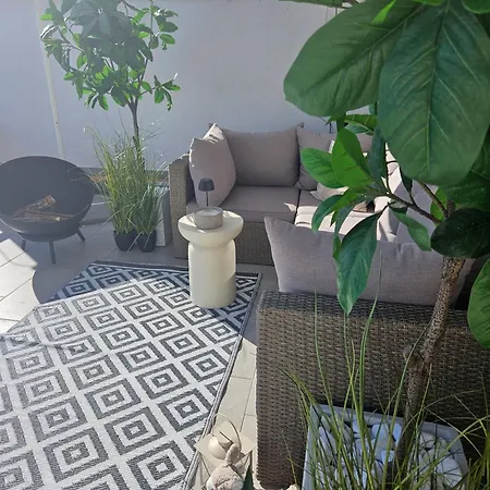 Citadella View Point With Huge Balcony Free Parking, Ac 부다페스트